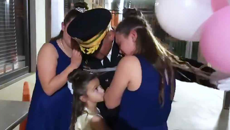 Twin girls think military father will miss father-daughter dance until he appears