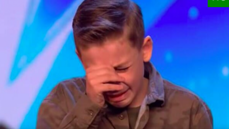 An autistic boy got on stage – seconds later he stunned the judges and moved the audience to tears