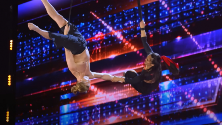 Stunning aerialist performance on AGT turns heads, wins hearts