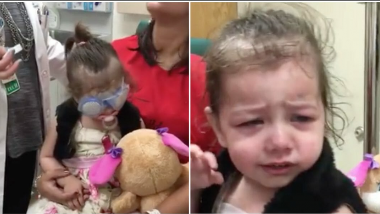 A 2-Year-old blind girl underwent eye surgery – saw her mother for the first time in her life and it breaks the heart
