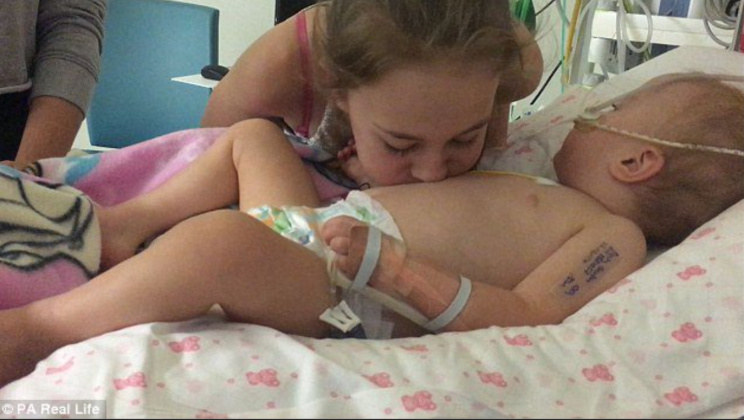 She tried to cheer up her dying sister by blowing air into her belly button – and then a miracle happened