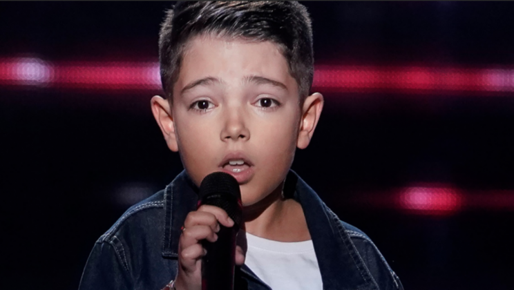 Adorable little boy’s Elvis song has judges out of seats dancing