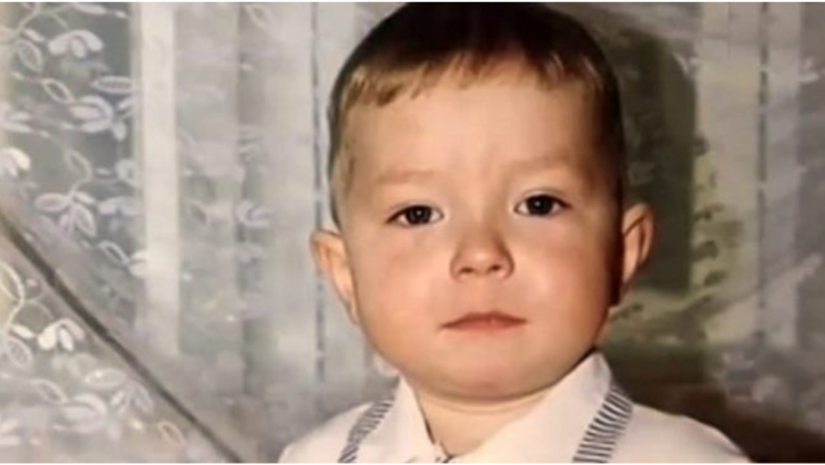 An 8-year-old boy took care of his sick mother himself. Now he is already 24 years old, how has his life turned out?