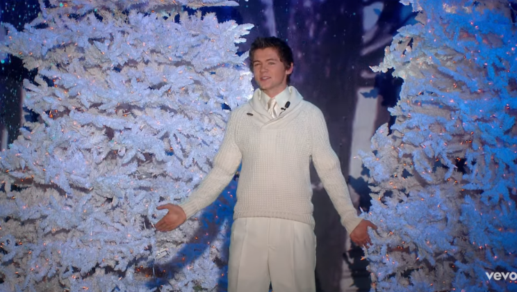 Celtic Thunder performs the BEST version ‘Winter Wonderland’ we’ve ever heard