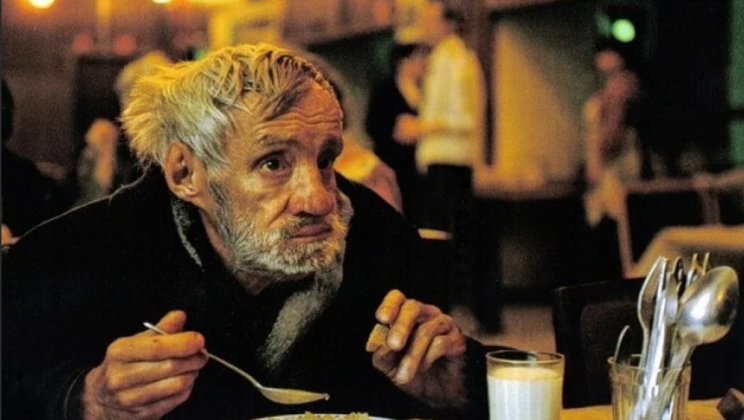 The man took his aged father to a restaurante. People turned around and looked at him in disgust, then one of them shouted…