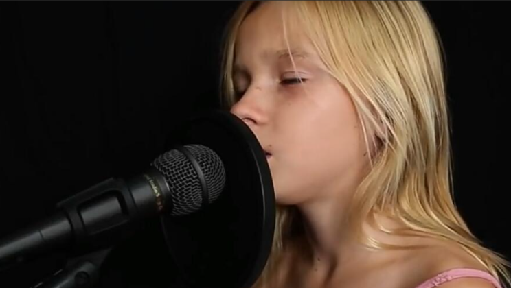 11-year-old performs the most unbelievable cover of ‘The Sound of Silence’