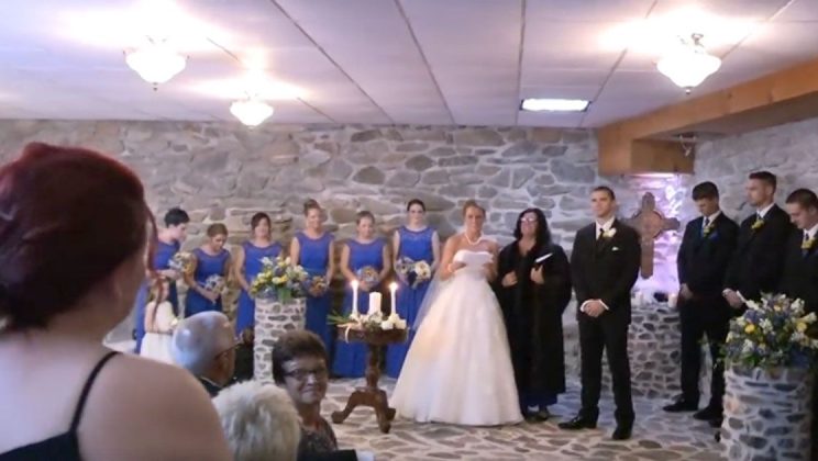 A bride saw the ex-wife of the groom at the wedding – she stopped everything and made her stand