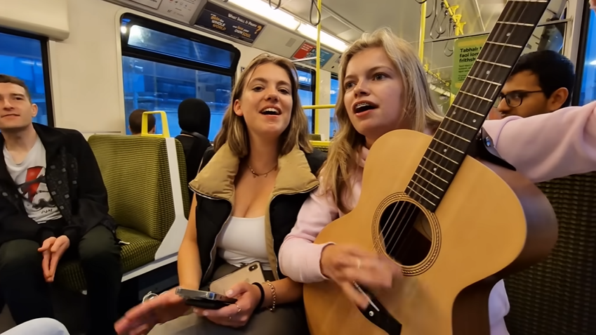 Two Girls Sing on a Train – Passengers Are Left Speechless!