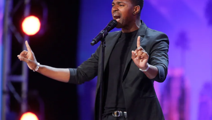 Johnny Manuel en America’s Got Talent: Una Historia de Resiliencia y Poder Vocal