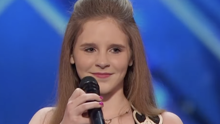 Everyone Was Surprised When 12-Year-Old Kadie Lynn Started Singing